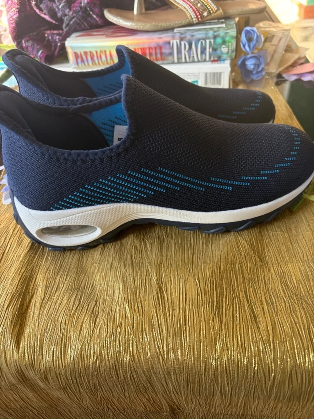 STQ Women’s Blue Slip On Breathe Mesh Walking Shoes Fashion Sneakers Sz 8 New